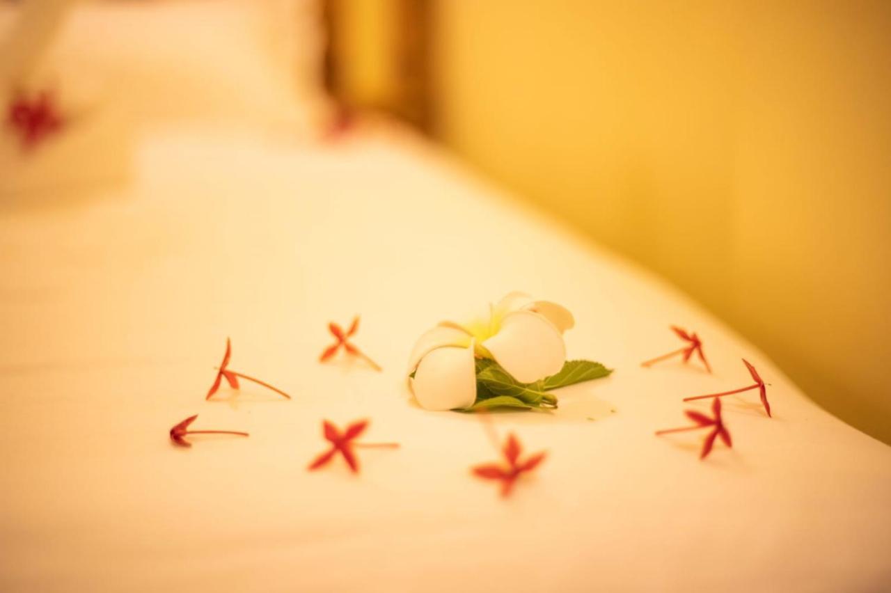 Tranquil Thoddoo Hotel Екстериор снимка