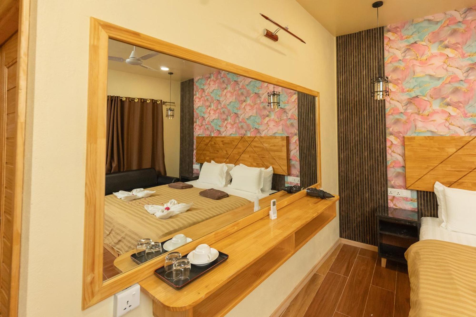 Tranquil Thoddoo Hotel Екстериор снимка